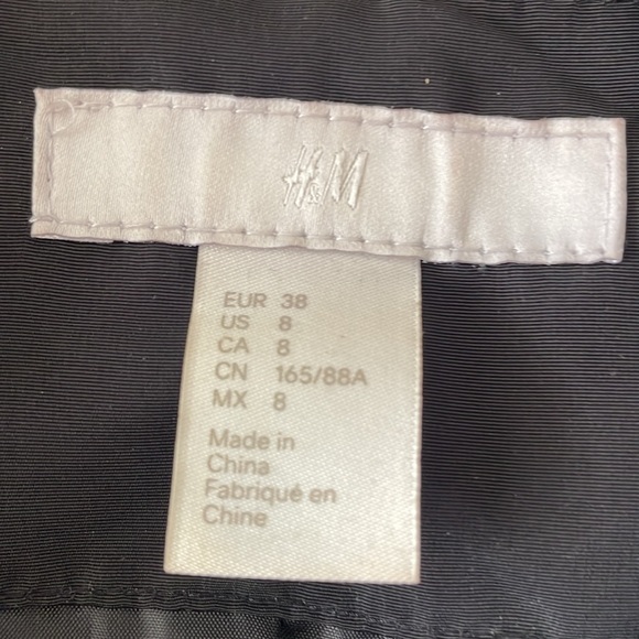 H&M BLACK JACKET FAUX FUR HOOD - Picture 8 of 9